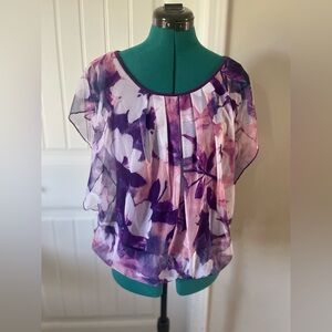 Beautiful butterfly sleeve blouse